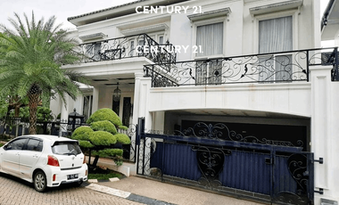 Rumah  Hook Dan Samping Taman di Kebayoran Residence Bintaro Jaya