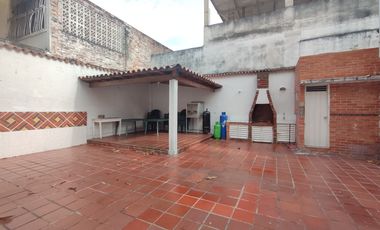 casa en venta en la playa. Cod V27408