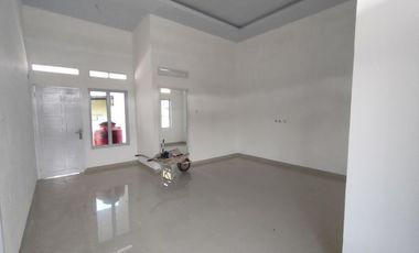 perumahan cluster pinggir jalan delima