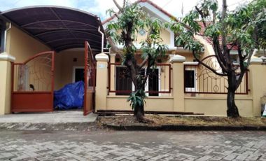 Rumah siap huni di Wiguna Timur Regency Bebas banjir, one gate