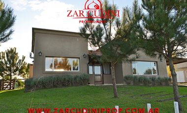 VENTA COSTA ESMERALDA Bº ECUESTRE CASA 4 AMBIENTES