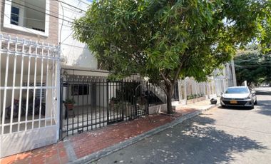 Se vende casa en Los Alcazares, Santa Marta