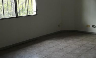 DEPTO 2 AMB.  EN TIGRE CON COCHERA , COMPLEJO CON PISCINA