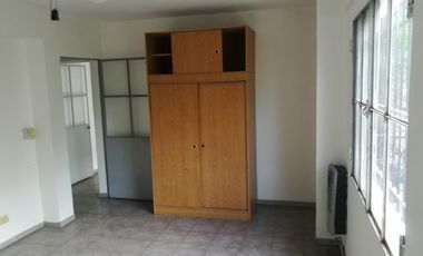 DEPTO 2 AMB.  EN TIGRE CON COCHERA , COMPLEJO CON PISCINA