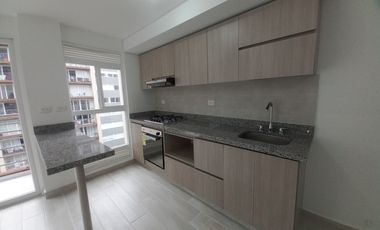 apartamento en arriendo en c.r bosque reservado piso 12. Cod A13548