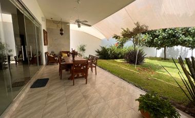 Hermosa Residencia en Venta en Villas de Irapuato de una planta.