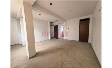🏠 Casa Multifamiliar Con Alto Potencial De Inversión – San Juan De Lurigancho
