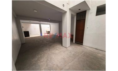 🏠 Casa Multifamiliar Con Alto Potencial De Inversión – San Juan De Lurigancho