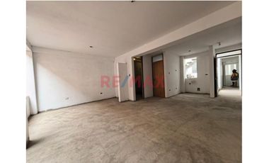 🏠 Casa Multifamiliar Con Alto Potencial De Inversión – San Juan De Lurigancho
