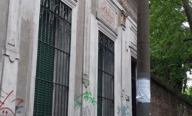 IMPONENTE LOTE A DEMOLER SAN MARTIN CENTRO A METROS DE LA PLAZA SAN MARTIN