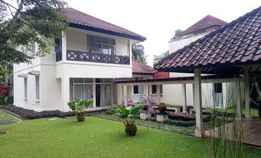 Rumah Mewah di Villa Rancamaya Golf Estate - View Hijau & Lingkungan Eksklusif