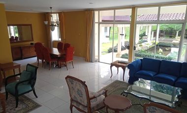 Rumah Mewah di Villa Rancamaya Golf Estate - View Hijau & Lingkungan Eksklusif