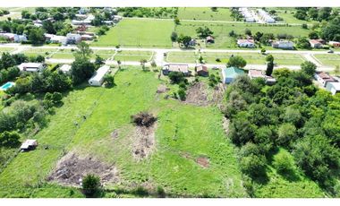 Vendo Casa con gran Terreno en Herrera, Entre Ríos.