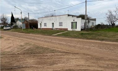 Vendo Casa con gran Terreno en Herrera, Entre Ríos.