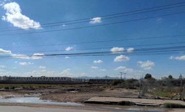 SE RENTA TERRENO SOBRE LA AV. CLOUTHIER A UNA CUADRA DE LA GOMEZ MORIN
