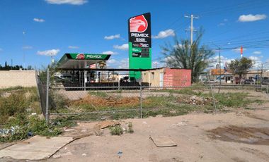 SE RENTA TERRENO SOBRE LA AV. CLOUTHIER A UNA CUADRA DE LA GOMEZ MORIN