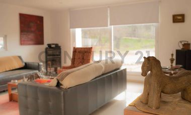 Moderna casa en parcela consolidado condominio