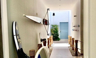 MODERNA CASA EN VENTA CON 6 DORMITORIOS CON PISCINA EN PARACAS