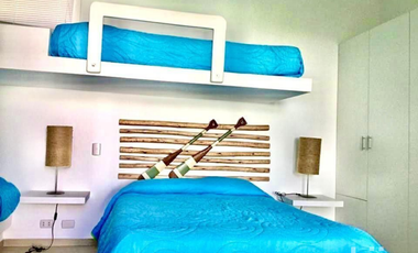 MODERNA CASA EN VENTA CON 6 DORMITORIOS CON PISCINA EN PARACAS