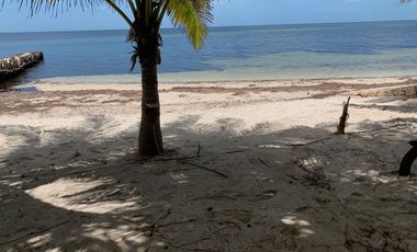 VILLA VACACIONAL FRENTE AL MAR EN CHABIHAU