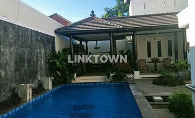 Termurah Rumah Mewah dengan Swiming Pool di Manyar Rejo Surabaya Dekat Raya Manyar