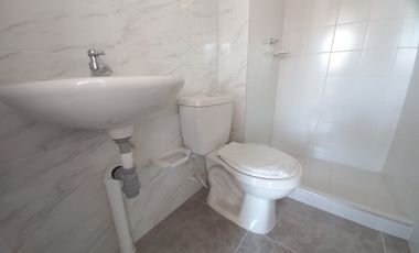 apartamento en arriendo en c.r escarlata piso 3 sin ascensor. Cod A13848