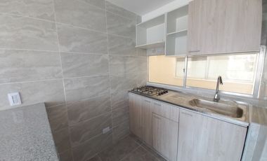 apartamento en arriendo en c.r escarlata piso 3 sin ascensor. Cod A13848