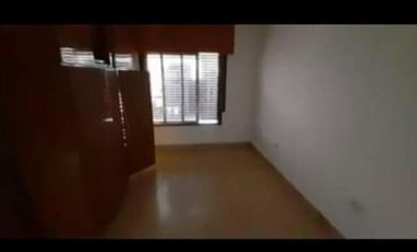 Excelente propiedad, en el centro de Villa Regina, en venta. Toma propiedad en parte de pago, en CABA, en barrios denominados turisticos.