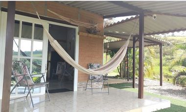 VENDO O PERMUTO FINCA 1669 m² ,Arboles Frutales, segura, cómoda, vista excelente y clima. A  Solo 15 Minutos del hospital de Jamundí. Cod V7513