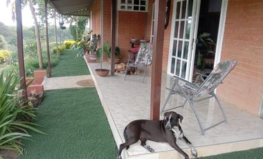 VENDO O PERMUTO FINCA 1669 m² ,Arboles Frutales, segura, cómoda, vista excelente y clima. A  Solo 15 Minutos del hospital de Jamundí. Cod V7513