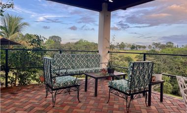 VENTA TERRENO DE 12MIL M2 CON CABAÑA - HACIENDA SANTA DOMENICA