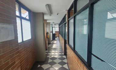 edificio en venta en suba. Cod V6951101
