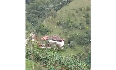 Vendo casa cerca Caldas, vía amaga Antioquia