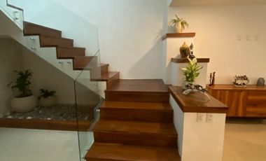 Casa con 5 recamaras en Cancun en venta