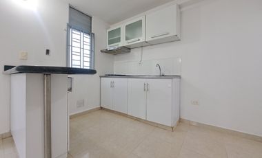 apartamento en arriendo en prados del este. Cod A26684