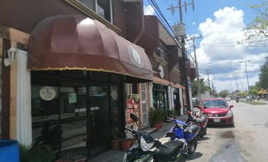 CUATRO LOCALES EN VENTA