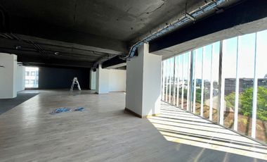Renta oficina semi-acondicionada 540 m2 Condesa