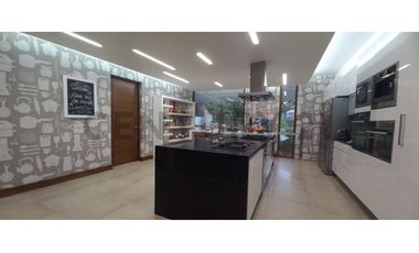 Se vende casa en Club de Golf Las Araucarias, Buin