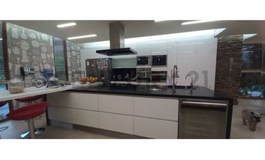 Se vende casa en Club de Golf Las Araucarias, Buin