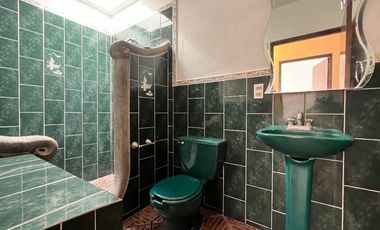 Casa en VENTA de 5 recámaras con terraza Lomas de Marfil en Guanajuato Gto