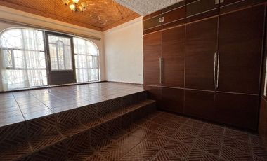 Casa en VENTA de 5 recámaras con terraza Lomas de Marfil en Guanajuato Gto