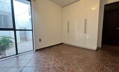 Casa en VENTA de 5 recámaras con terraza Lomas de Marfil en Guanajuato Gto