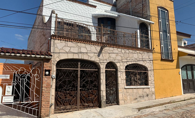 Casa en VENTA de 5 recámaras con terraza Lomas de Marfil en Guanajuato Gto