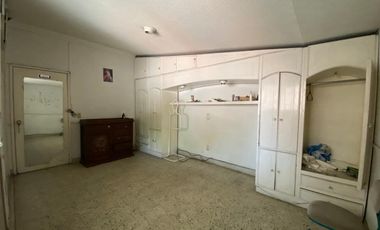 casa en venta en barrio blanco. Cod V7059