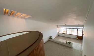 casa en venta en barrio blanco. Cod V7059
