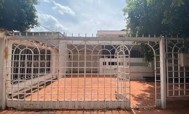 casa en venta en barrio blanco. Cod V7059
