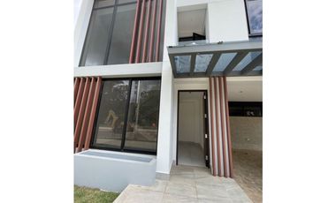 PANAMA NORTE / GC Riverwalk Ambar D-26