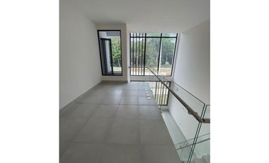 PANAMA NORTE / GC Riverwalk Ambar D-26