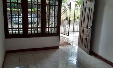 Rumah Jl. Jemursari hadap utara