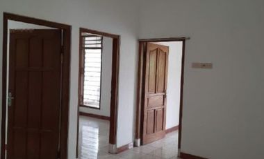 Rumah Jl. Jemursari hadap utara